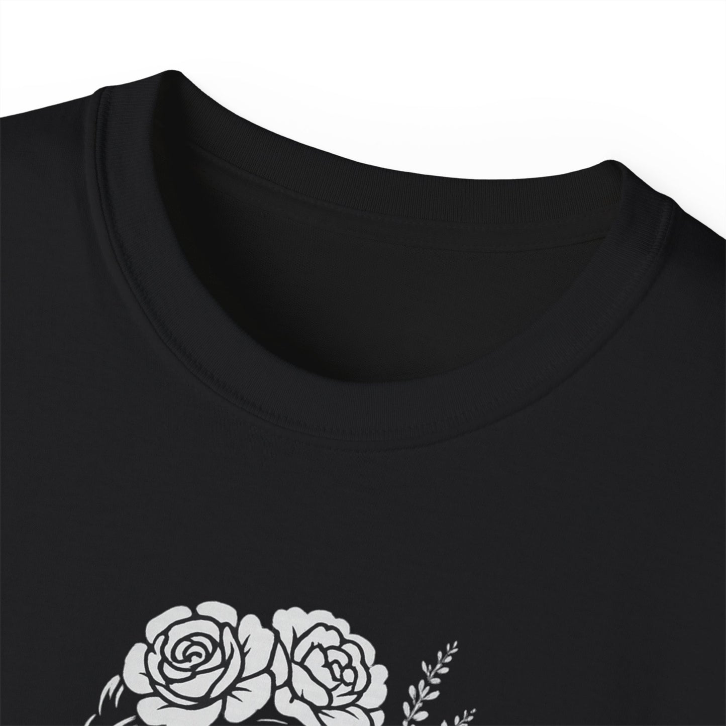 Day of the Dead Unisex Tee - Frida Kahlo Frase Floral Skulls Design